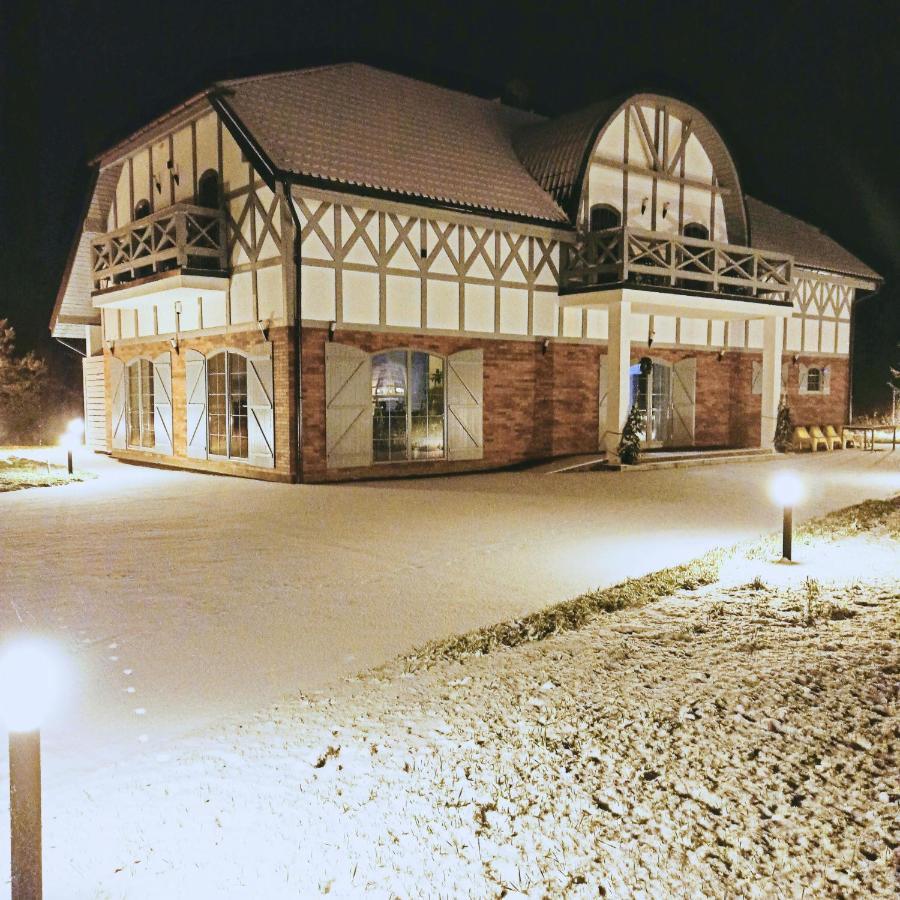 Auroradream Hotel Motiejiskes Buitenkant foto